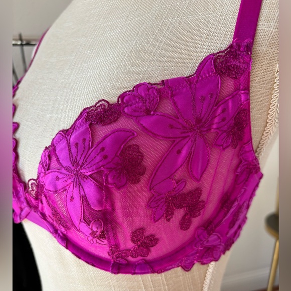 VICTORIA SECRET 🤫 BRA - Picture 6 of 8